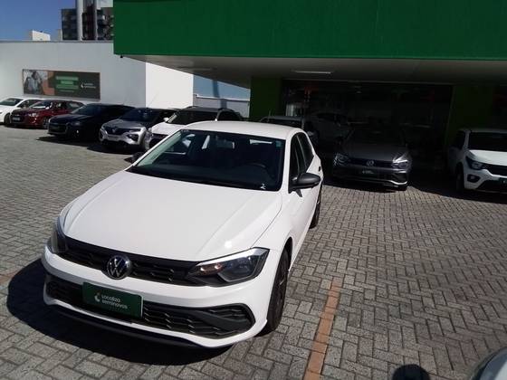 VOLKSWAGEN POLO 1.0 MPI TRACK MANUAL VOLKSWAGEN POLO 1.0 MPI TRACK MANUAL